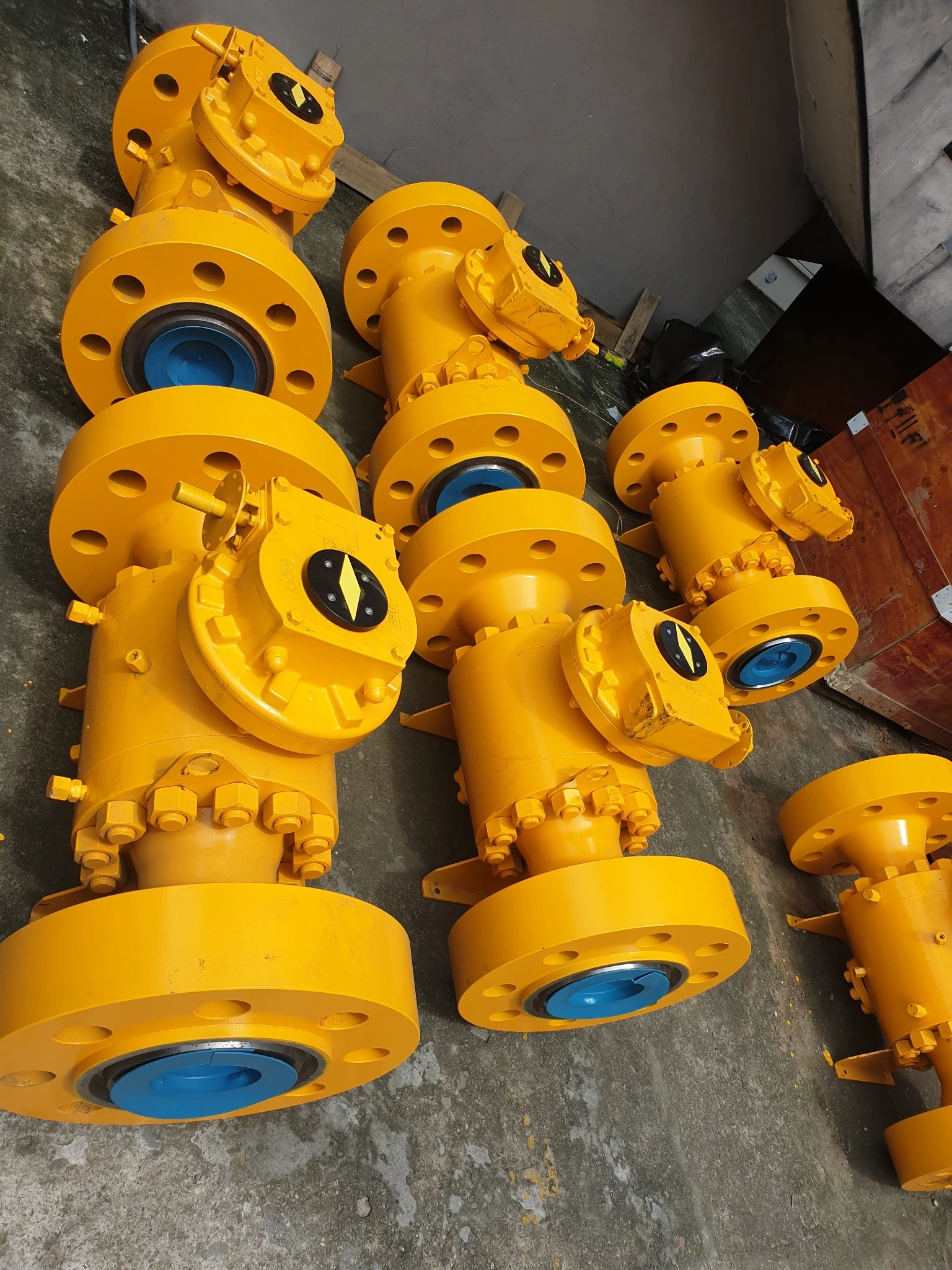 Industrial products and procurement materials